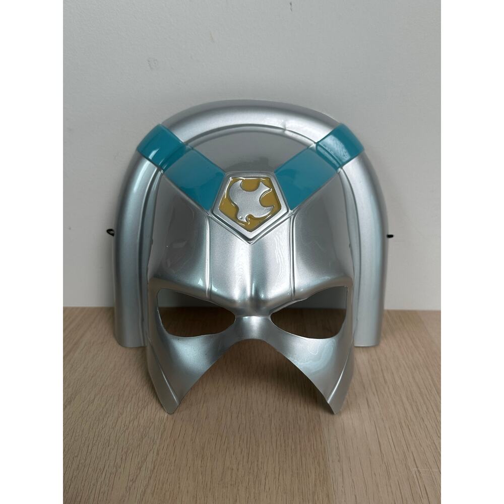 SDCC-exclusive Peacemaker mask from Peacefest